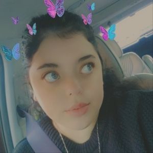 Meet your Posher, Rebecca